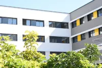 Residencia Universitaria Resa Campus Málaga Hotels in Campanillas