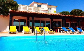 FreeSurfCamp & Hostel