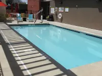 Home2 Suites by Hilton Durham Chapel Hill - Pools