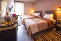 Kyparissia Beach Hotel Hotels in Avlonas