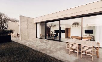 Dalhem Villa with Garden