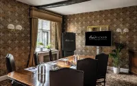 New Hall Hotel & Spa, Birmingham فنادق في Sutton Coldfield