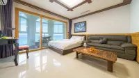 Youngduk Sea & Spa Pension - balcony