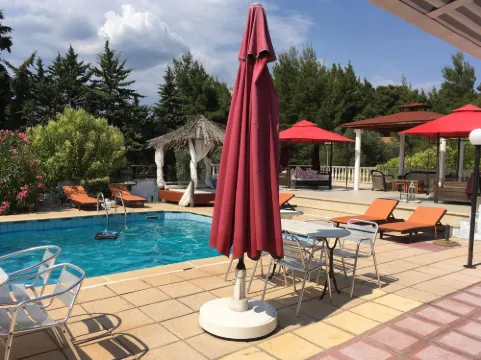 Villa Askamnia and Suites