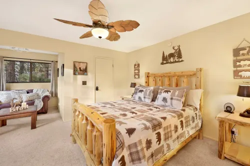 Inn Between Pines #1411