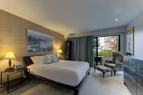 The Shores Lake View Condo Unit 5658