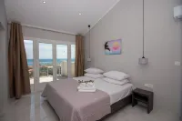 Gigi Star Luxury ApartVilla with Pool, Panoramic Sea View