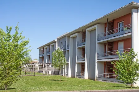 City Lodge Appart Hôtel Niort Отели в г. Ньор