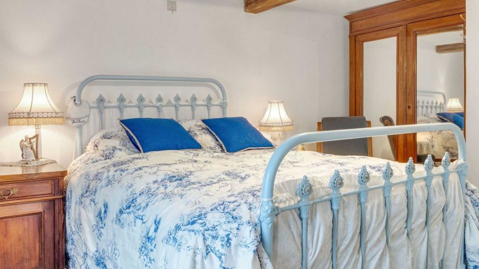 Enticing Holiday Home in Viroinval Near Forest