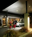 Lady Bay Hotel - parking