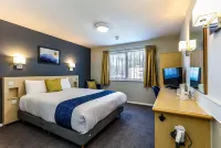 Days Inn by Wyndham Fleet M3 Hotels in 