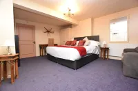 The Halford Bridge Inn Hotels in Shipston on Stour