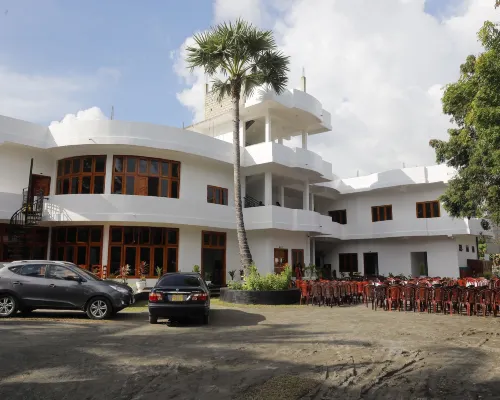 Amis Hotel & Restaurant Hotels in Jaffna