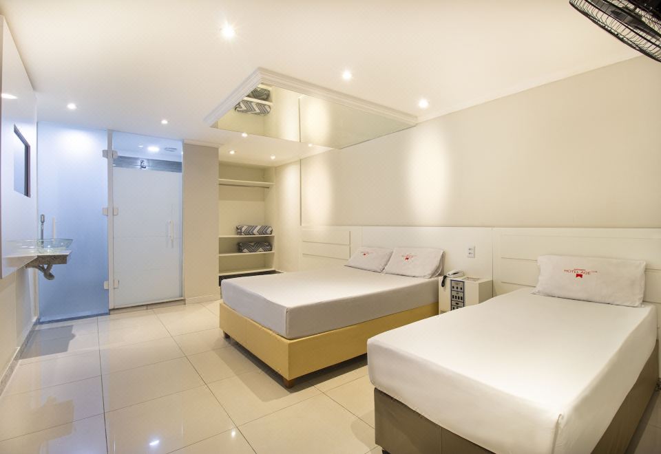 Age Hotel - Easy Access to Neo Química Arena and Guarulhos Airport