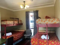 Snowgate Motel + Apartments