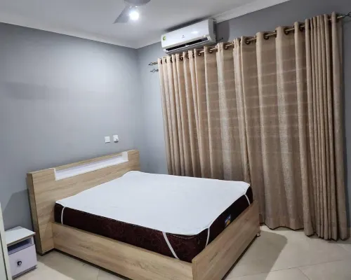 Spacious Luxury 3Bed Hse in Tema - Netflix Wi-fi Hotels in Tema