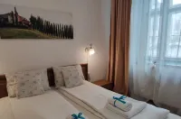Buon Studio Sibiu, near train station and Small Square Old Town - Apartments
