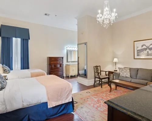 Andrew Jackson Hotel, โรงแรมในฝรั่งเศส Quarter Inns Hotel โรงแรมใกล้คาเฟ่ดูมงด์