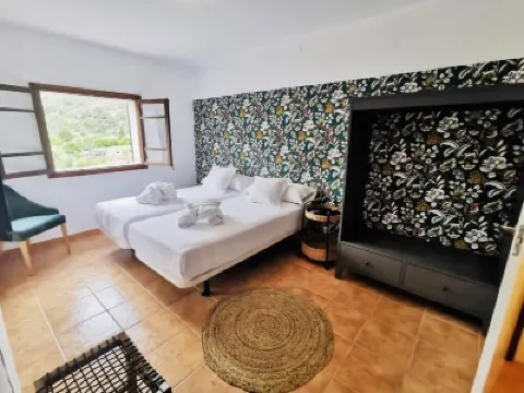 Sol Port Soller โรงแรมใน