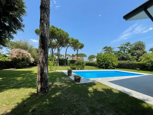 Fantastic Villa with Pool for 7 Guests on Albarella