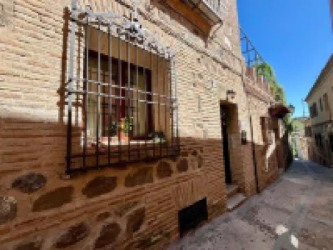 Casón de Los López Apartments