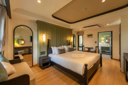Shamrock Chiangmai Hotel-Adult only