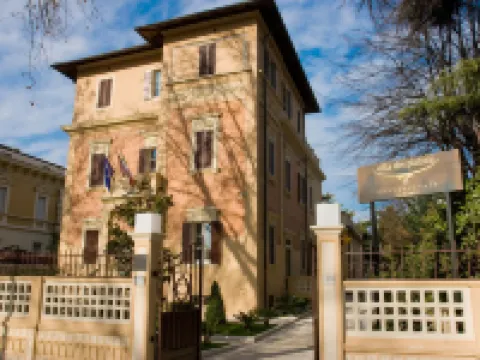 Unahotels Villa dei Platani Foligno Hotels in Foligno