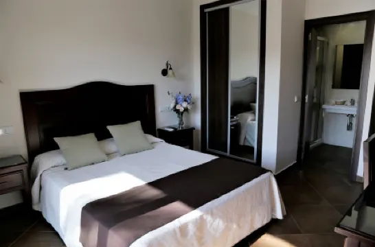 阿爾科斯·德·蒙特馬住宿