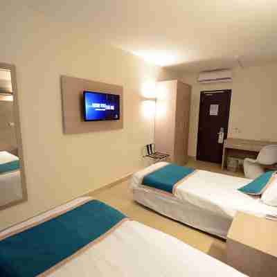 Day's Inn Hotel and Residence Rooms