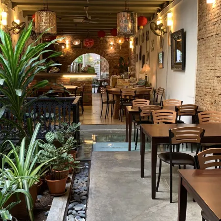 Courtyard at Heeren Boutique Hotel