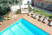 Hotel Spa Cassis – Heated Pool & Parking - Pool