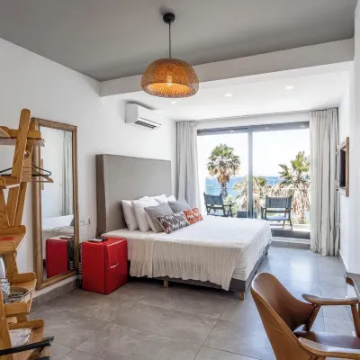 La Local Yalıkavak Hotel dekat Pantai Magi
