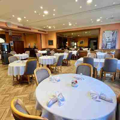 Logis Hôtel le Rivage Dining/Meeting Rooms