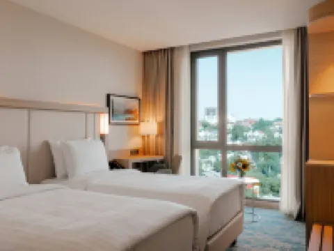 Courtyard Chisinau โรงแรมในคีชีเนา