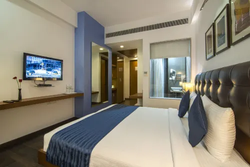 Hotel Riverview Hotels in Ahmedabad