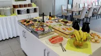 Biendo Hotel - breakfast