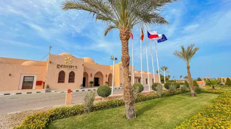 Gemma Resort Отели в г. Qesm Marsa Alam