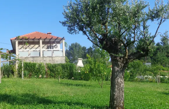 伯納德斯之家酒店