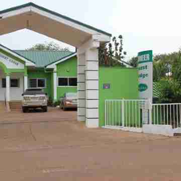 Pioneer Guest Lodge Hotel Exterior