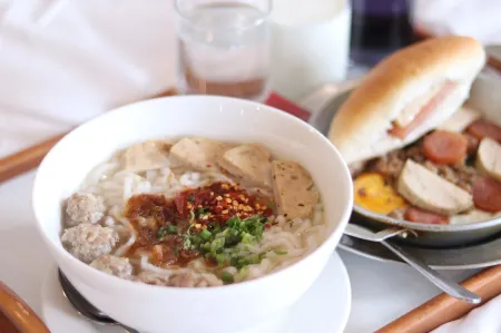 Phukaning Отели рядом с достопримечательностью «UDON Day & Night Bar Complex»