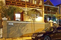 Wilton Manor Solar Energy Hotels in Cape Town