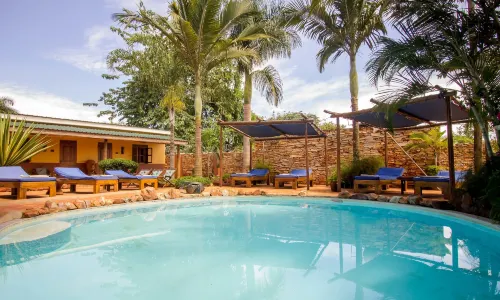 2 Friends Guest House