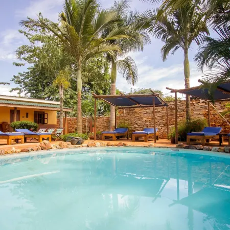 2 Friends Guest House