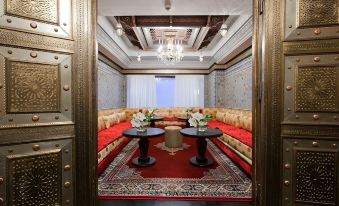 Art Palace Suites & Spa
