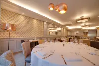 Brit Hotel Les Voyageurs Hotels in Pontivy