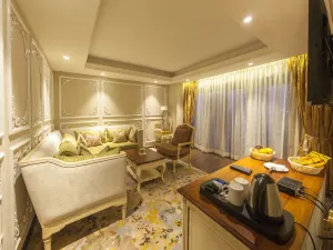 Fragrant Nature Kochi - A Five Star Classified Hotel