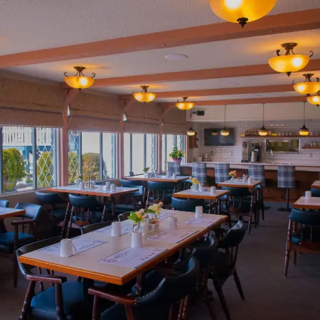 Grama's Inn