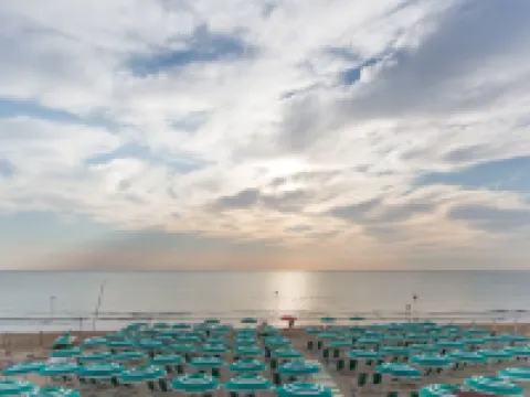 Hotel Saint Tropez - Pineto Hotels in Pineto