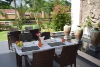 Sumali Villa Hotels in Khai Bang Rachan