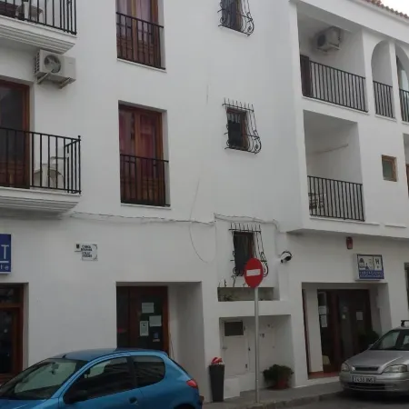 Hostal Fornet Altea Отели в г. Альтеа